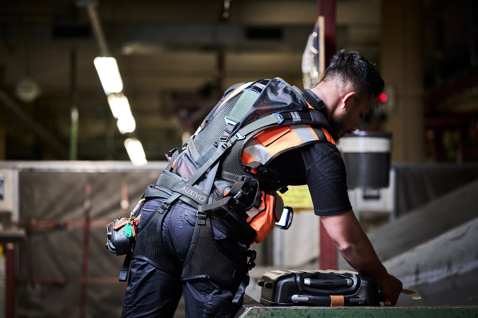 Powered vs. Passive Human Exoskeletons: Understanding the Differences