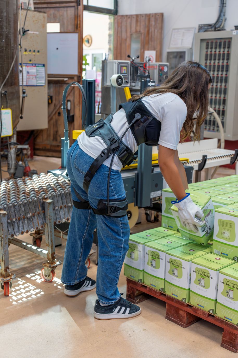 HAPO CS: Exoskeleton Built for Women’s Comfort & Lumbar Support-thumbnail